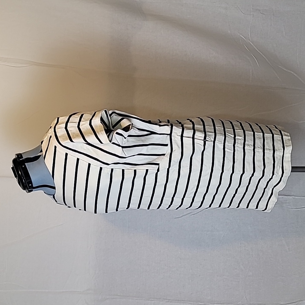 Uniqlo batwing striped dress - Picture 3 of 7